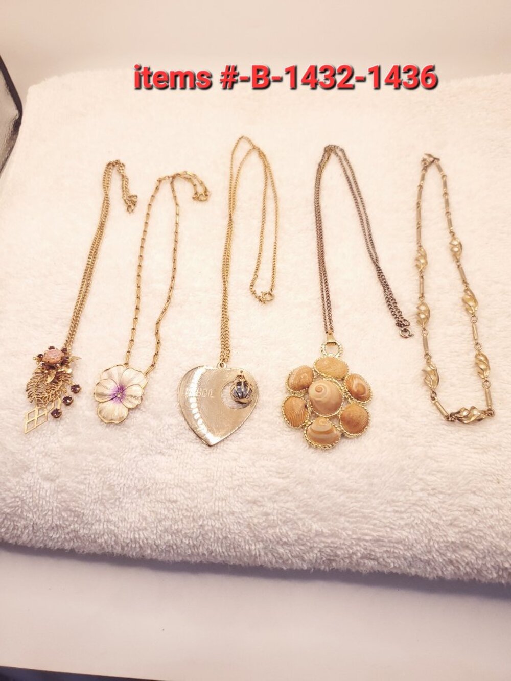 5 Necklaces, items # B- 1432-1436,.  wt. 71 grams.